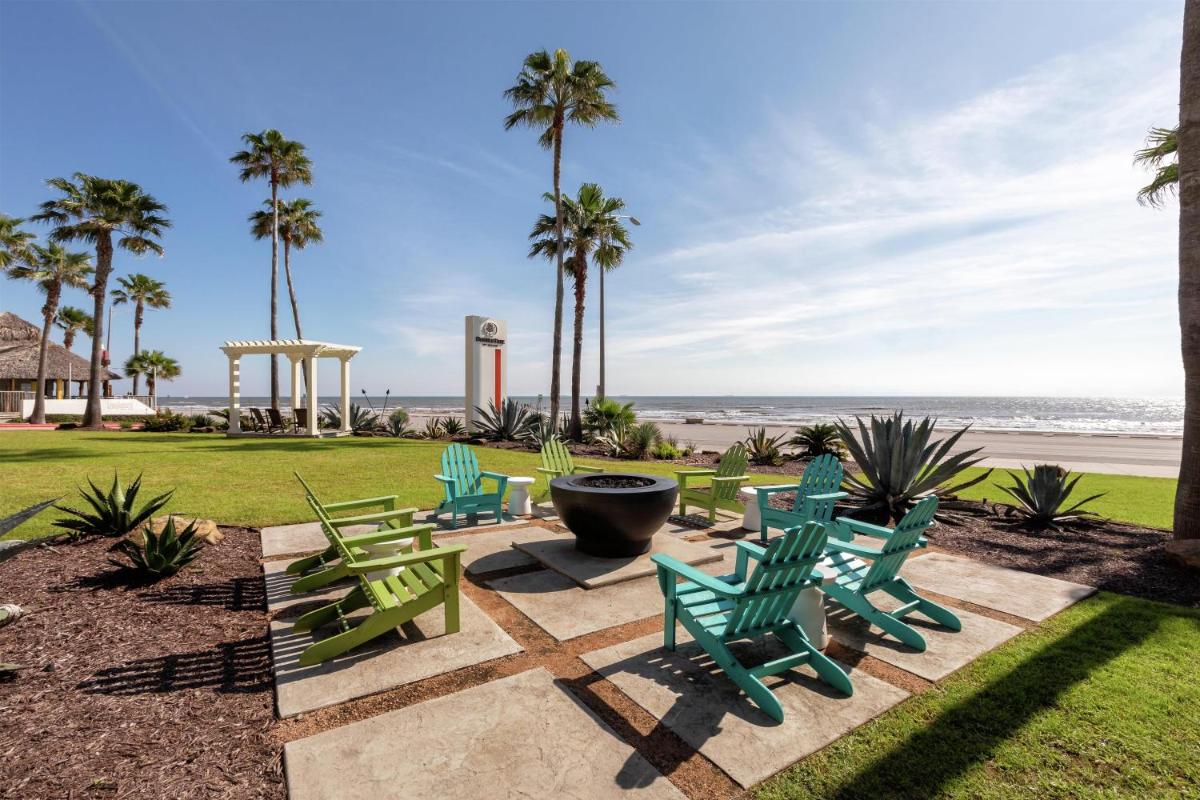 DoubleTree by Hilton Galveston Beach - Housity