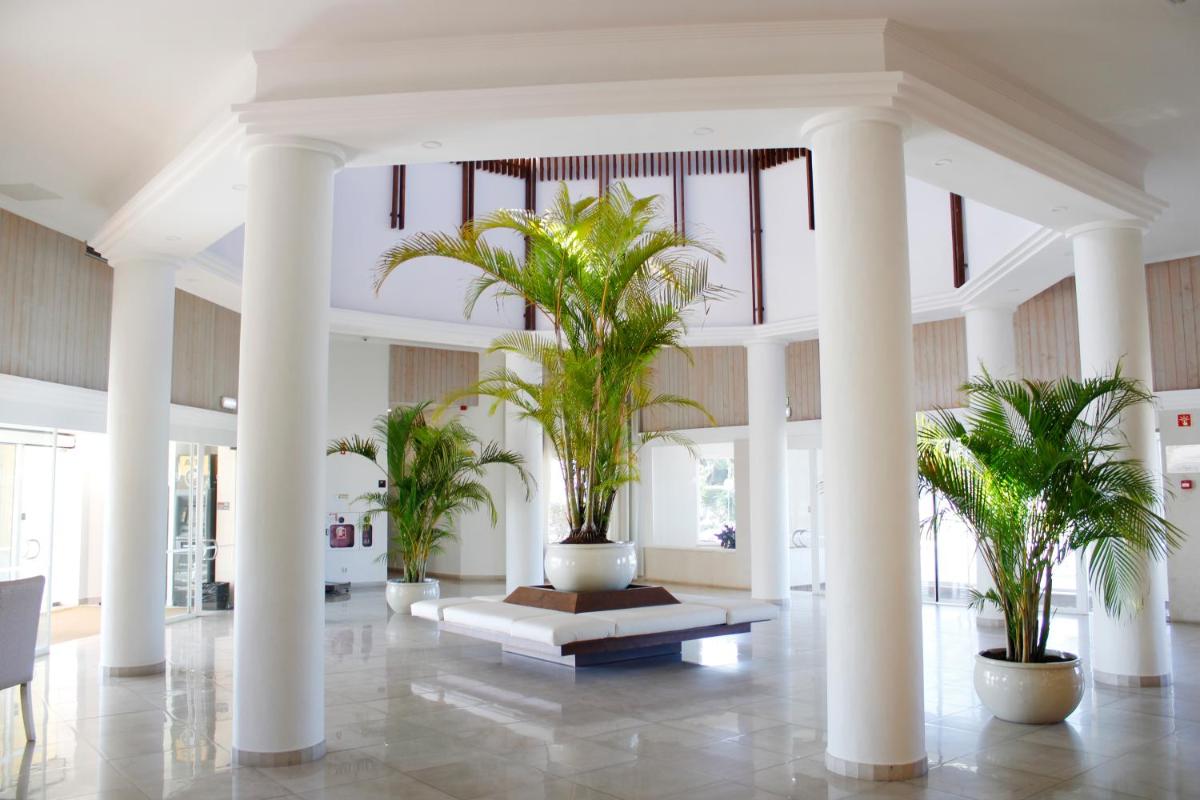 Imagem da galeria de AP Adriana Beach Resort em Albufeira
