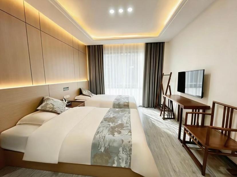 Zhangjiajie Borui Hotel - Tianmen Mountain 张家界泊睿庭院酒店 - Housity