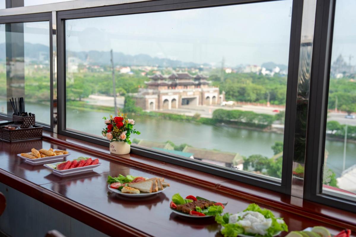 Hoa Lư City Hotel - Phố Cổ, Ninh Bình - Housity
