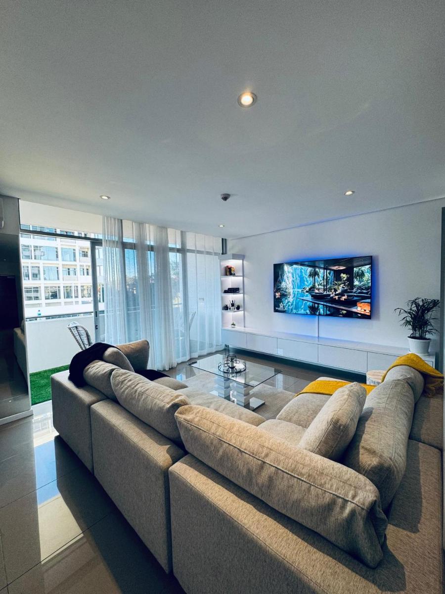 City Apartments at Freedom Plaza - Hizvo