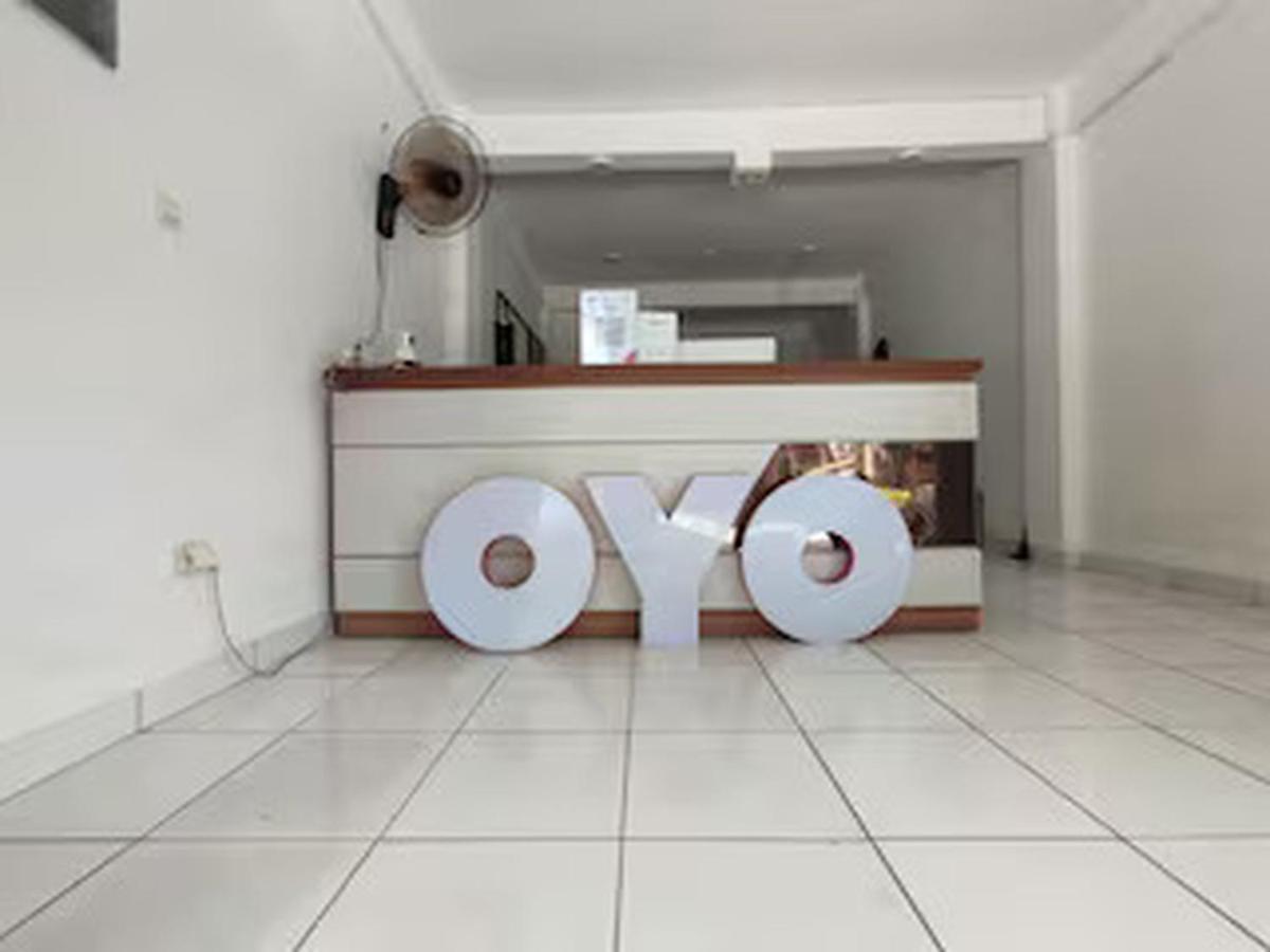 Hotel O Tower Mahakam serviced apartment Riverview Jababeka Ruko 30-26 - Housity
