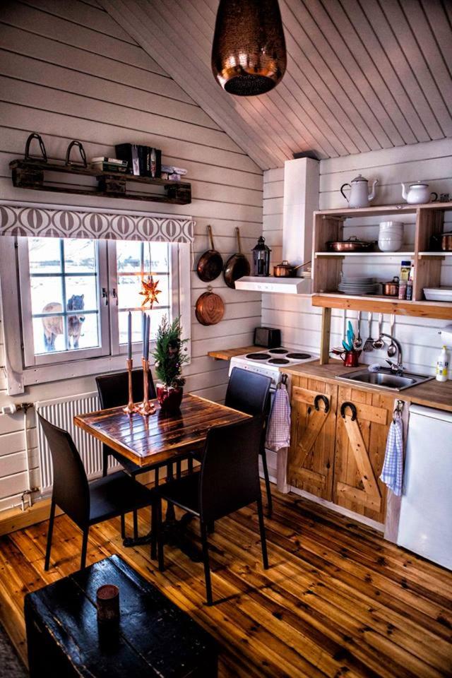 Akurgerði Guesthouse 2 - Country Life Style - Housity
