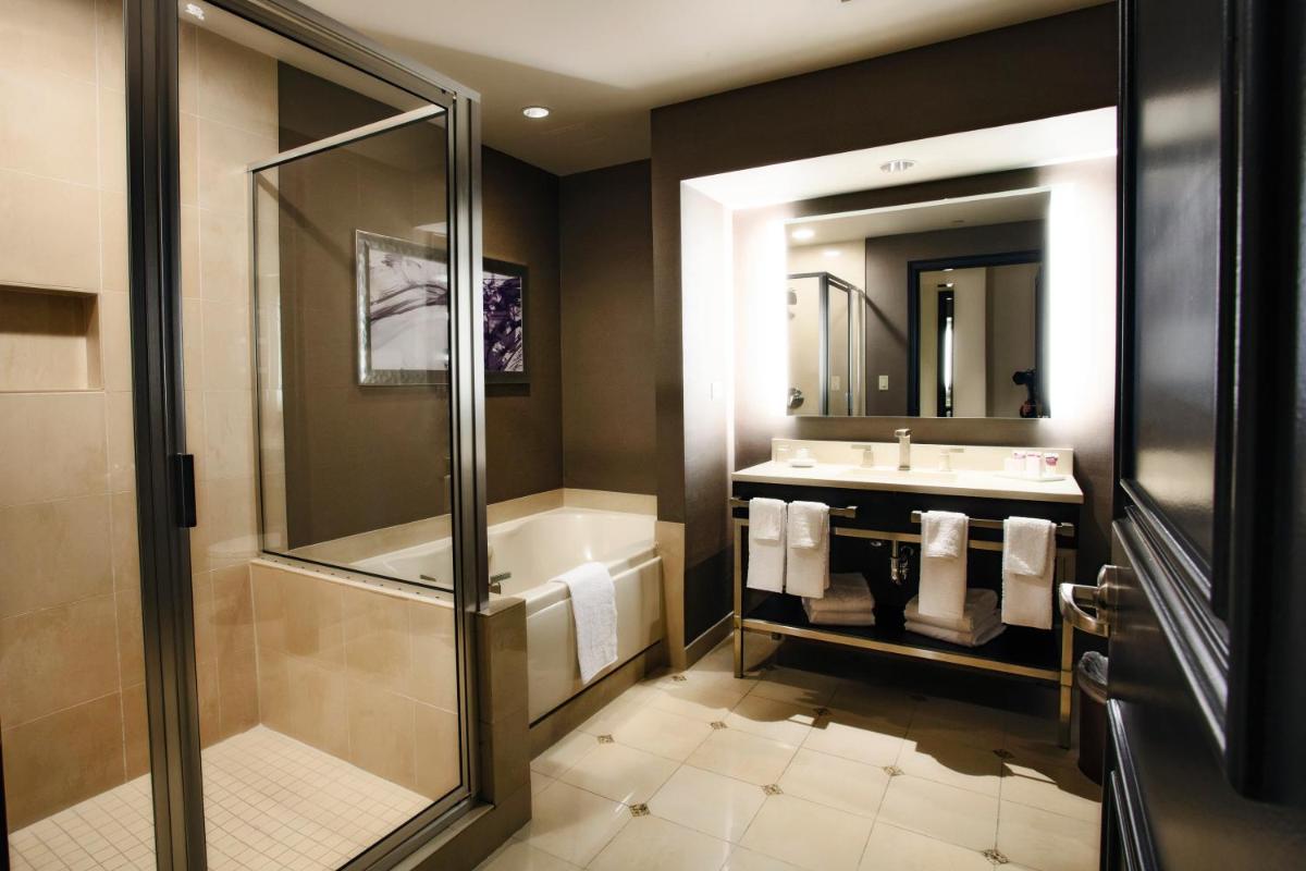 Harrah's Resort Atlantic City Hotel & Casino - Housity