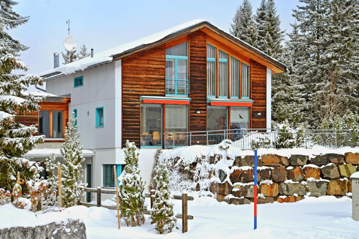 Golden Peaks Ferienhaus Valbella-Lenzerheide - Housity