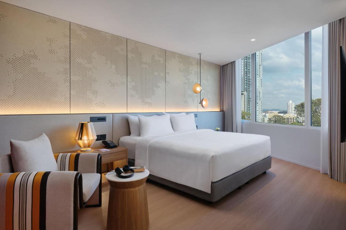 Hard Rock Hotel Pattaya - Housity