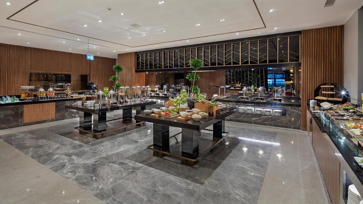 Hilton Istanbul Maslak - Housity