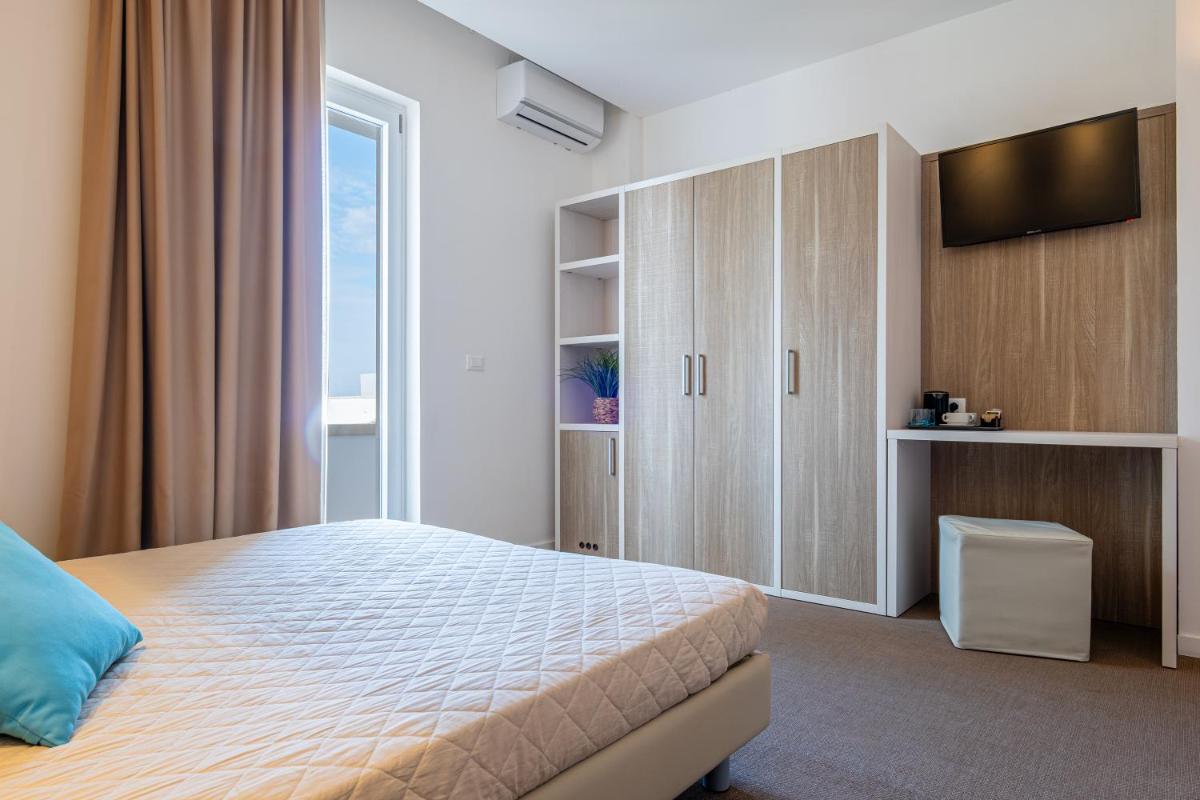 Villaggio Poseidone Beach Resort - Hotel - Housity