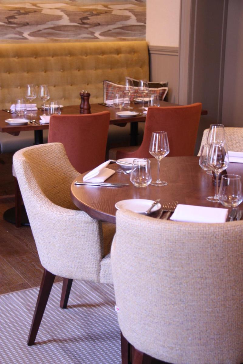 The Bell Hotel, Saxmundham - Housity