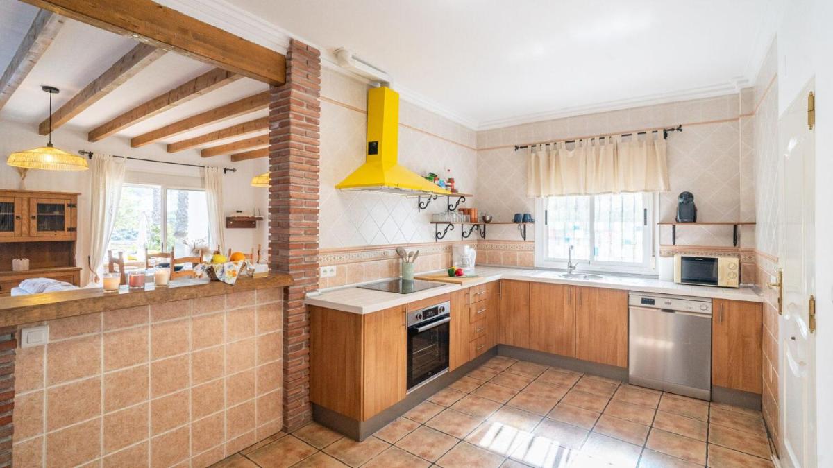 Casa La Osa Mayor Competa by Ruralidays - Housity