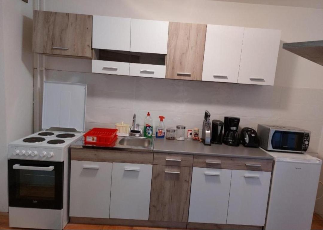 B&R Apartmans - Hizvo