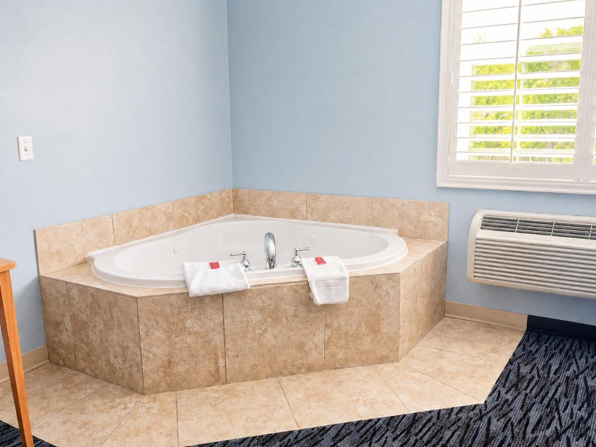 Executive Inn & Suites Extended Stay - Vernal - Housity