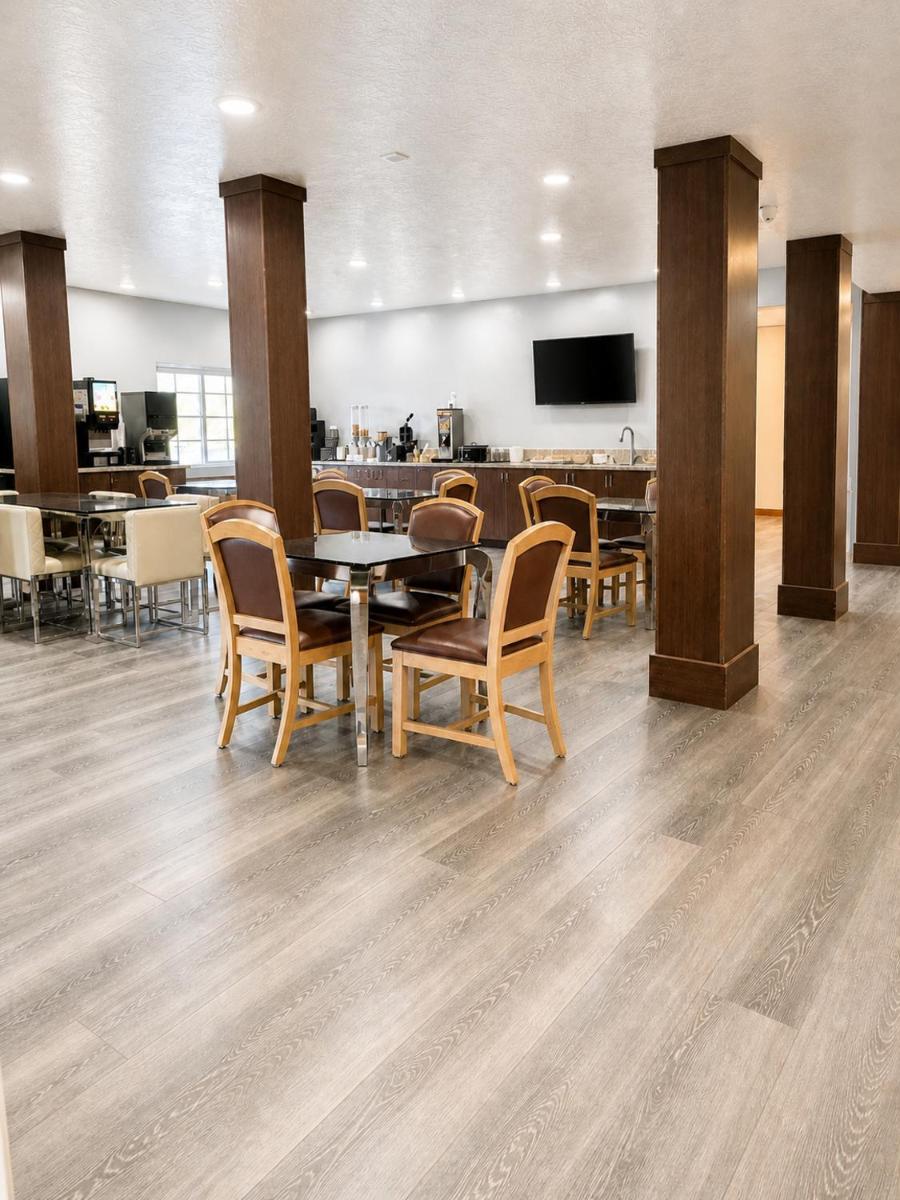 Executive Inn & Suites Extended Stay - Vernal - Housity