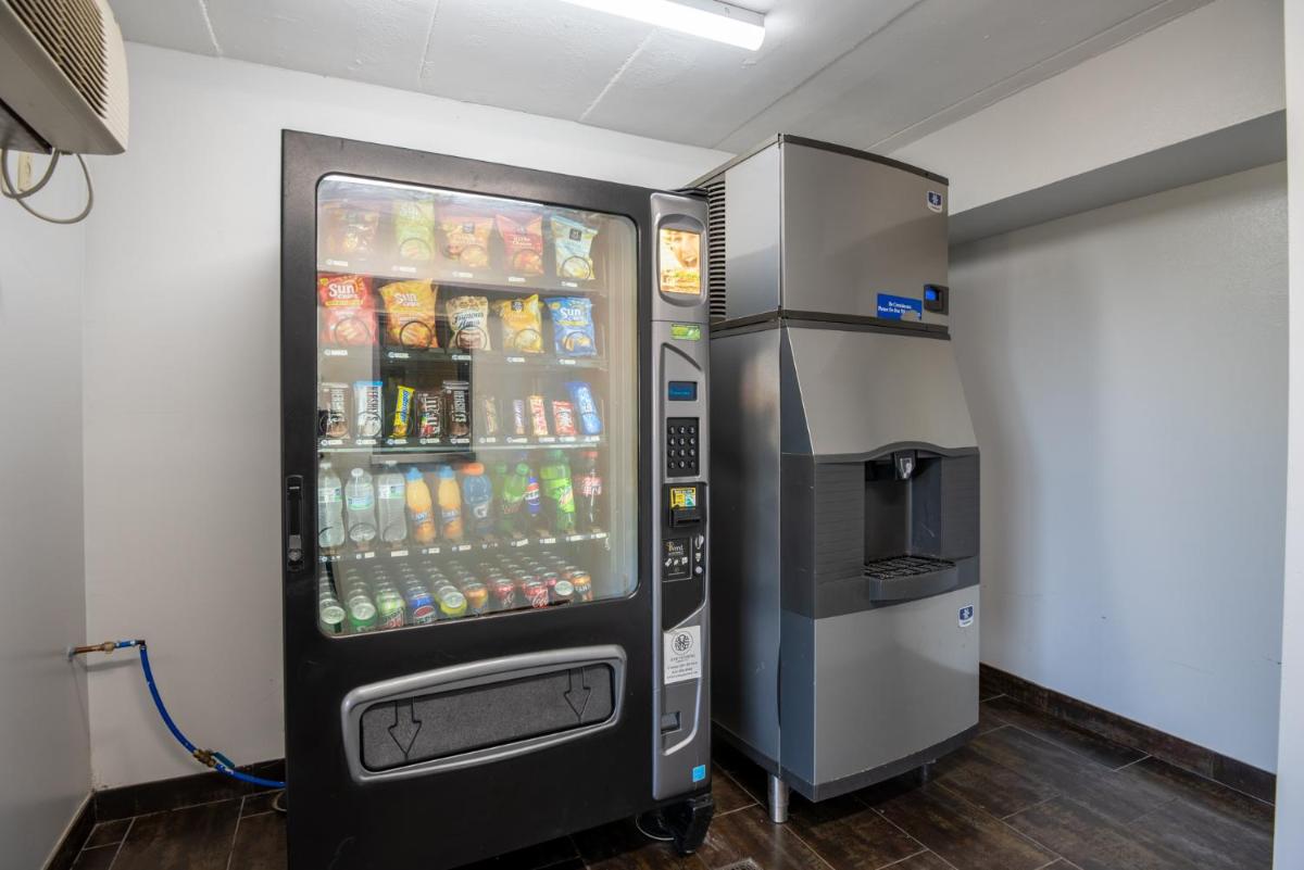 Motel 6-Richmond, VA - Midlothian Turnpike - Housity