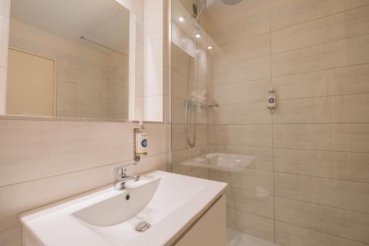 Comfort Hotel Lille L'Union - Housity