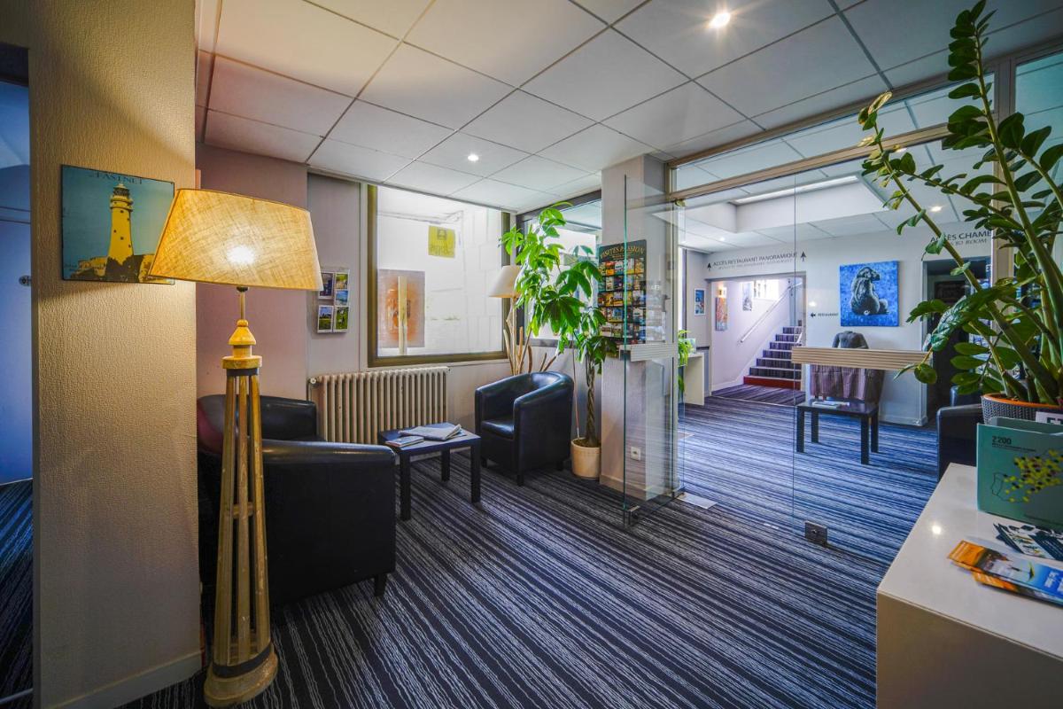 Logis Hôtel Le Bretagne - Housity