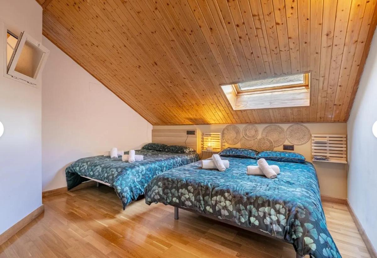 Ski Lodge CARD - Housity