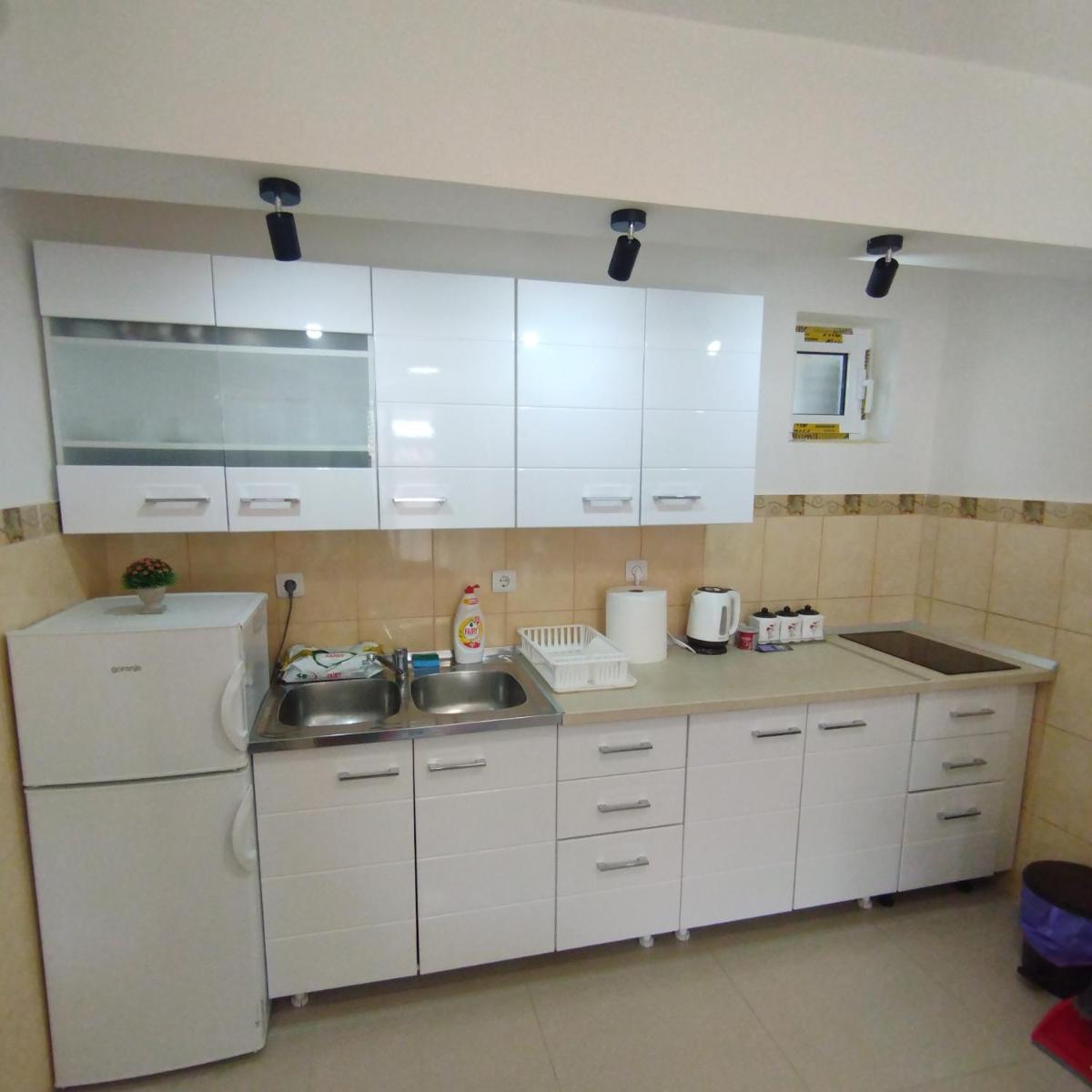 State Apartments - Housity