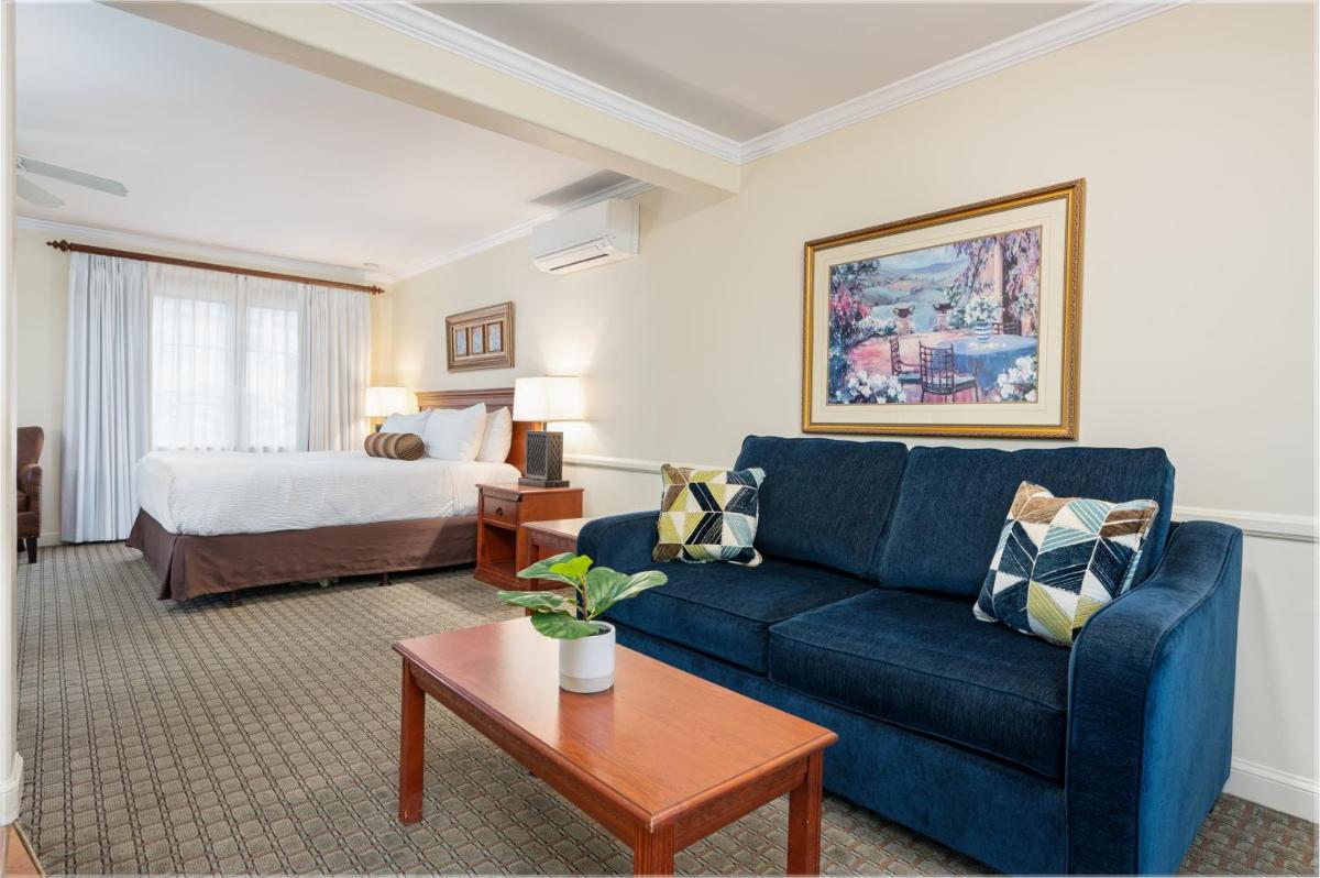 Brisas Del Mar Inn at the Beach - Housity