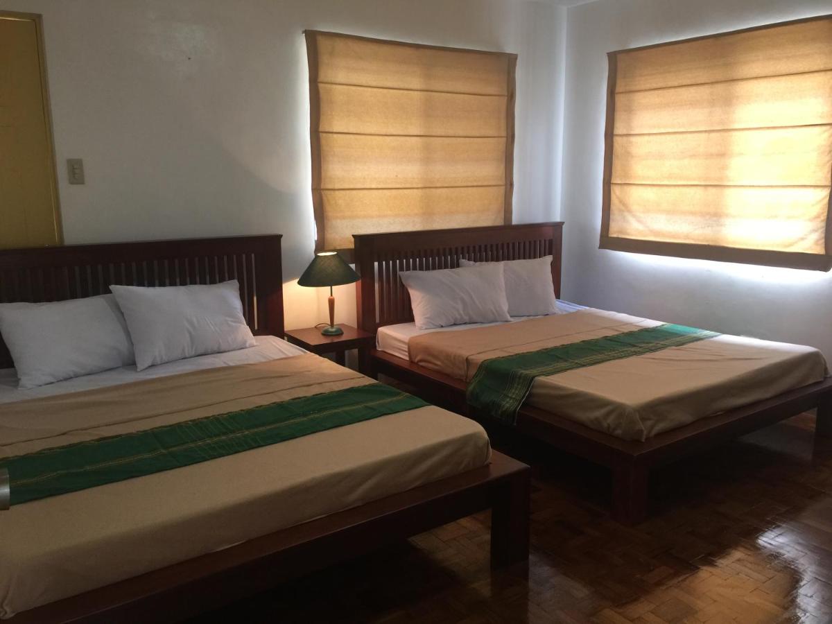 TAGAYTAY 2 br staycation w/ 1 king, 2 queen & 50