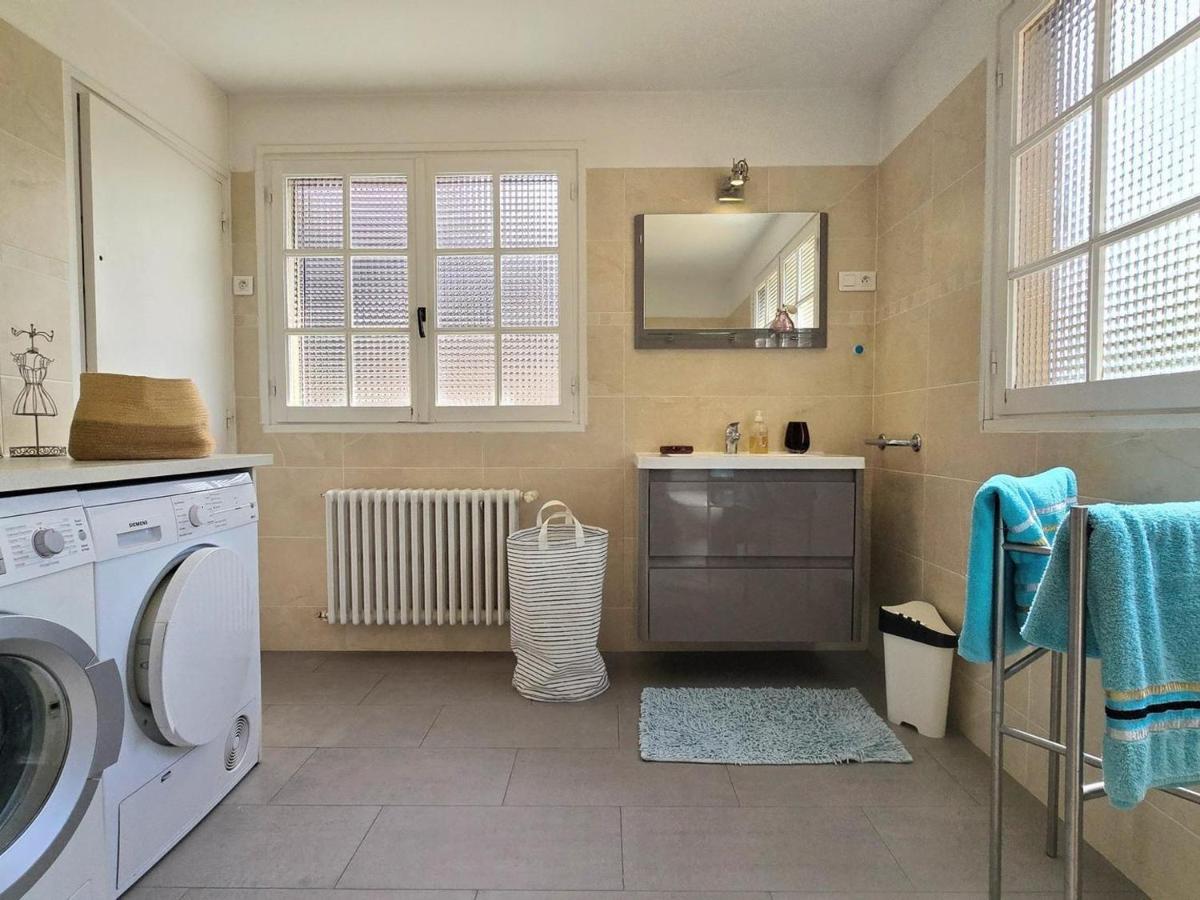 Auberge médiévale à Houdan avec jardin clos, animaux acceptés, WiFi et parking sécurisé - FR-1-527-79 - Housity