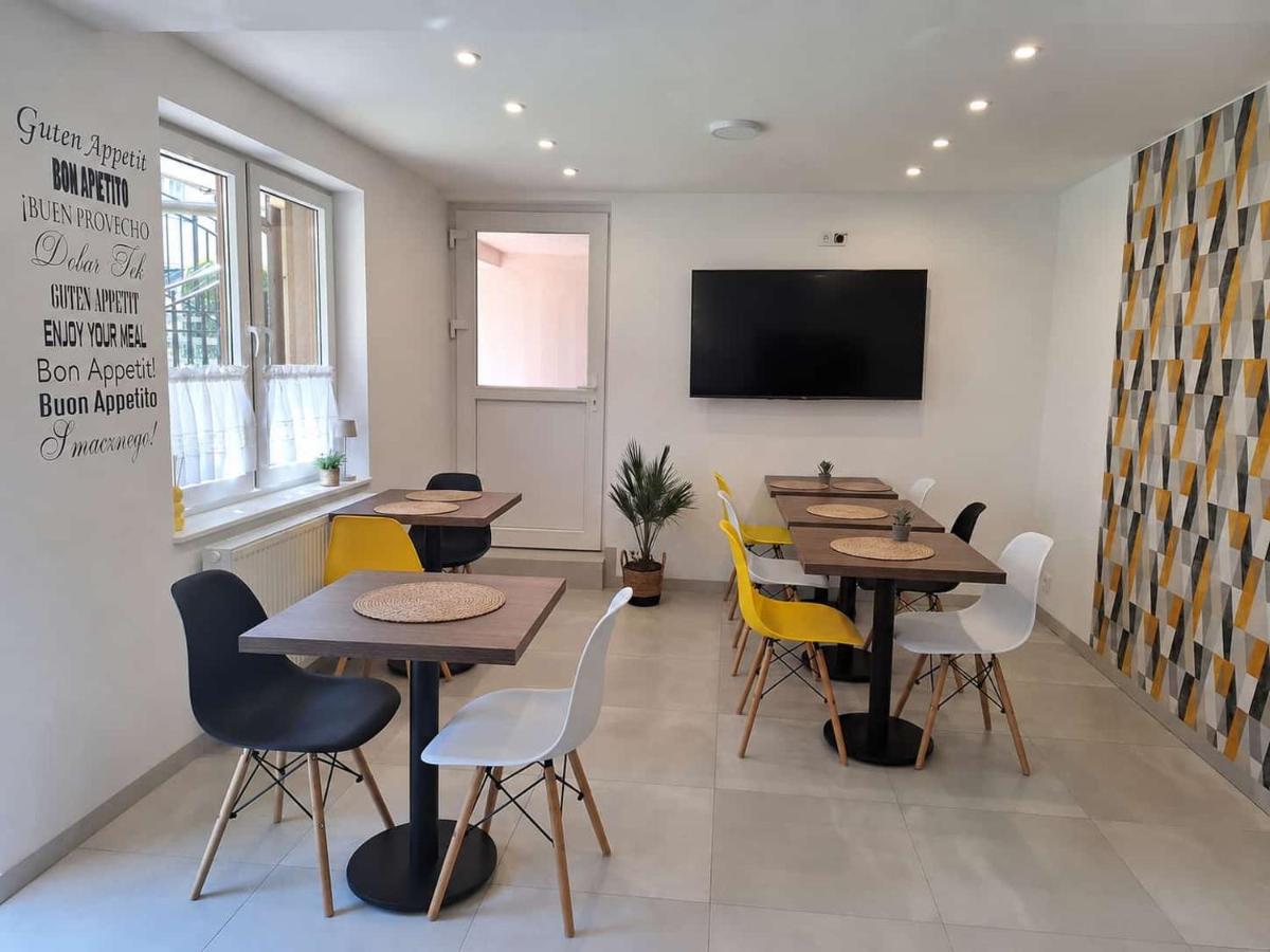 Family Homes - Sand House - Housity