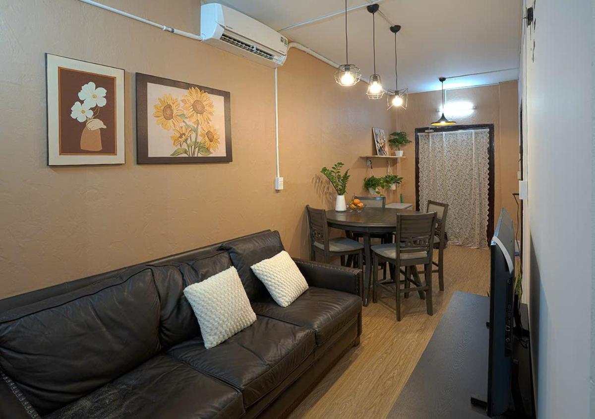 Old Saigon Apartment - Housity