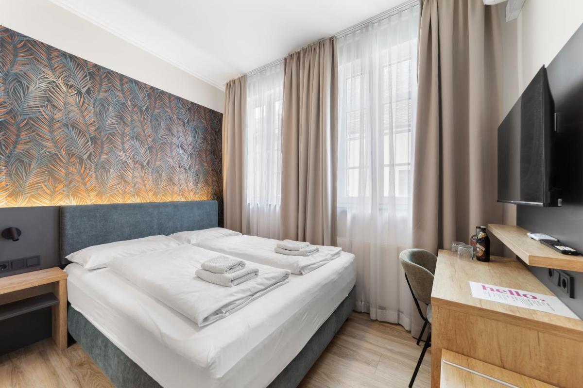 NEU - Sona Design Rooms - CITY CENTER - - Housity