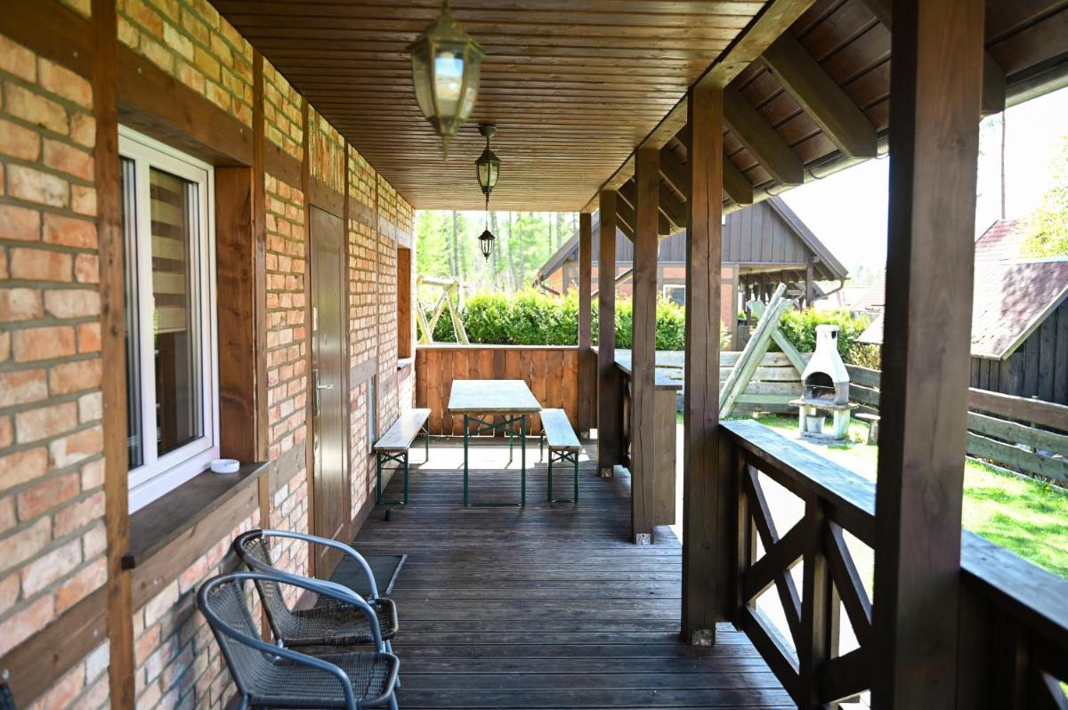 Domek na Kaszubach na Gwizdowce - Housity