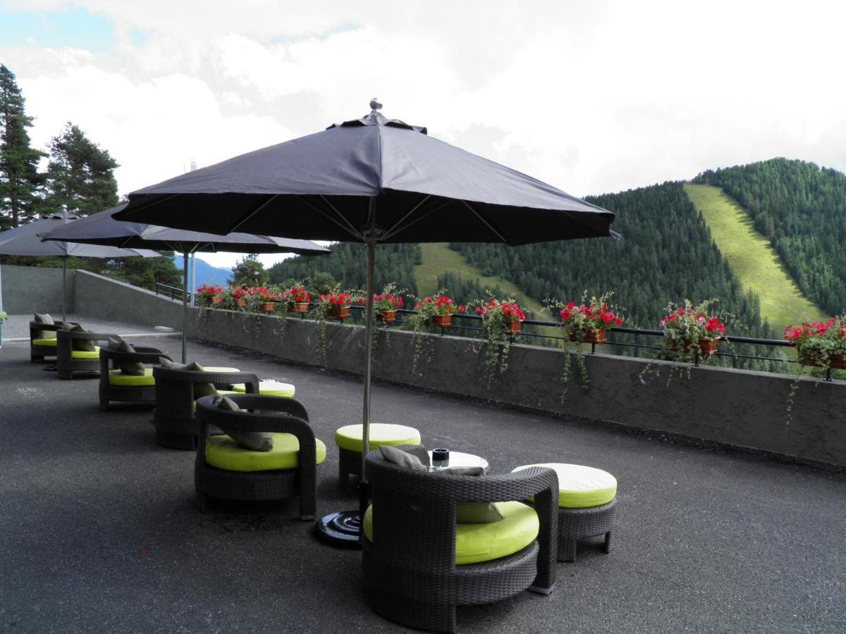 Vue générale sur la montagne ou vue sur la montagne depuis l'appart'hôtel