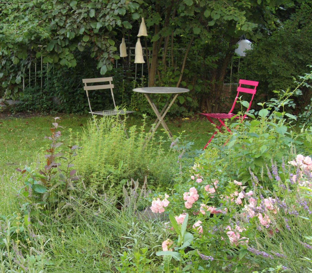 Jardin de l'établissement Hotel Spa Azteca Barcelonnette