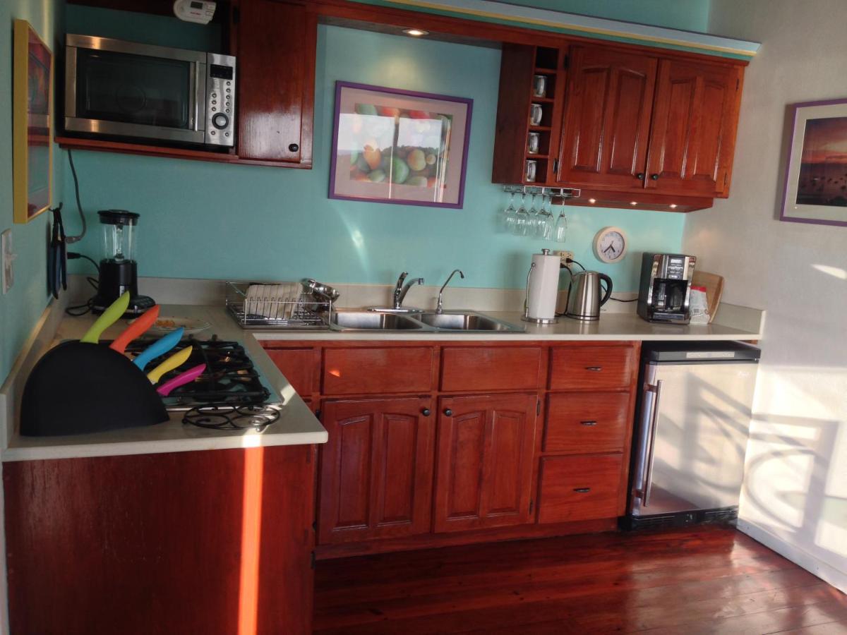 Blue Moon Antigua - Housity