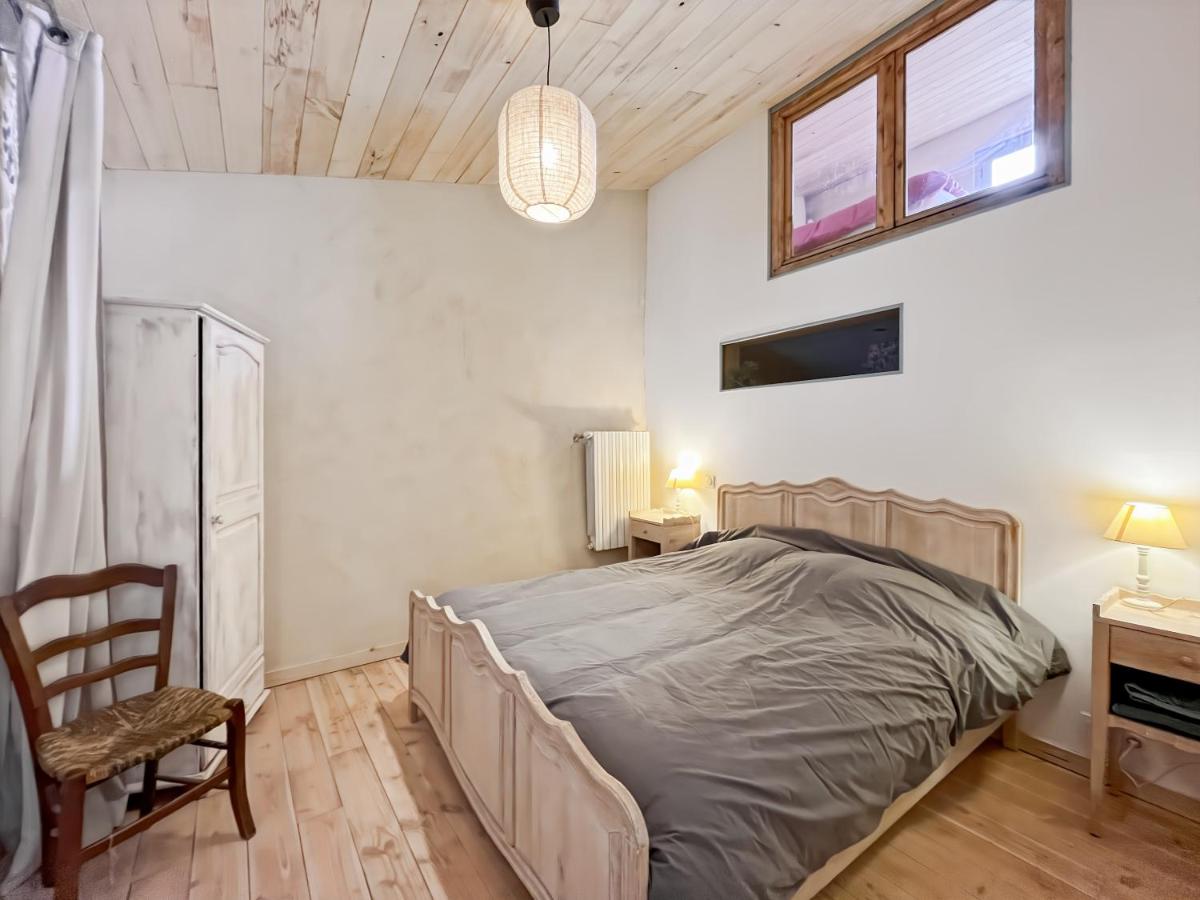 Magnifique eco-gîte des Marronniers avec terrasse - Housity