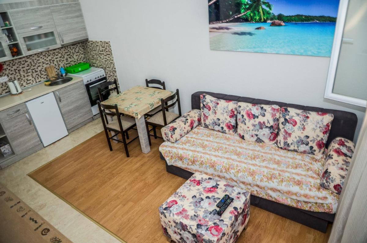 Apartments Paradise - Housity