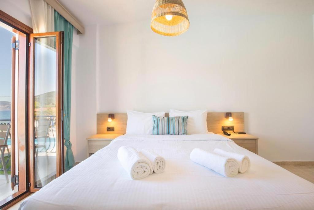 Sami Beach Hotel - Housity