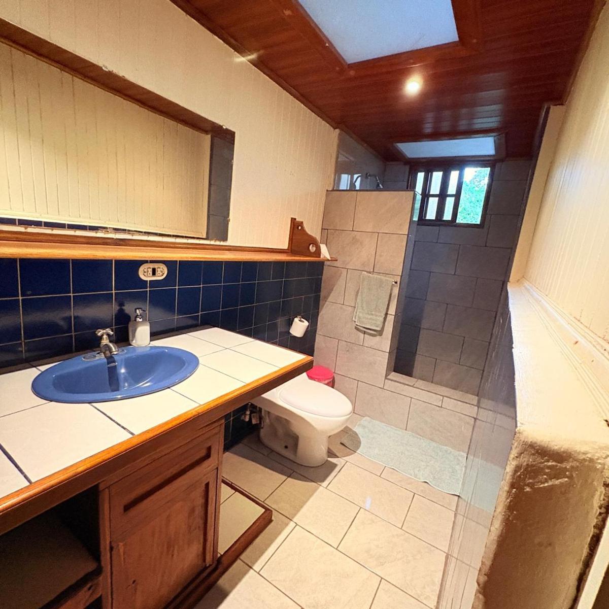 Spanish by the River - Turrialba - Housity