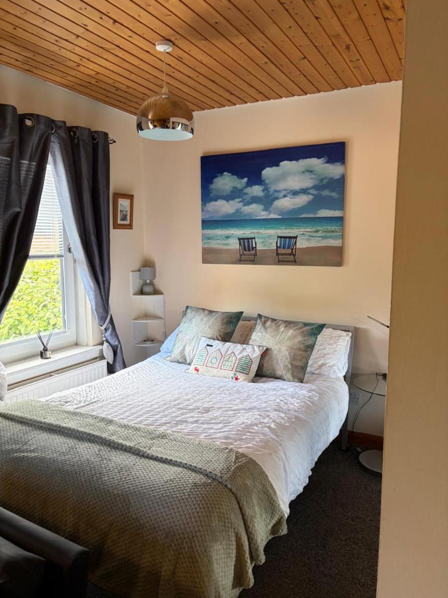 Faodail, 1 Bed Studio apartment at Ravenscraig Castle and Park - Housity