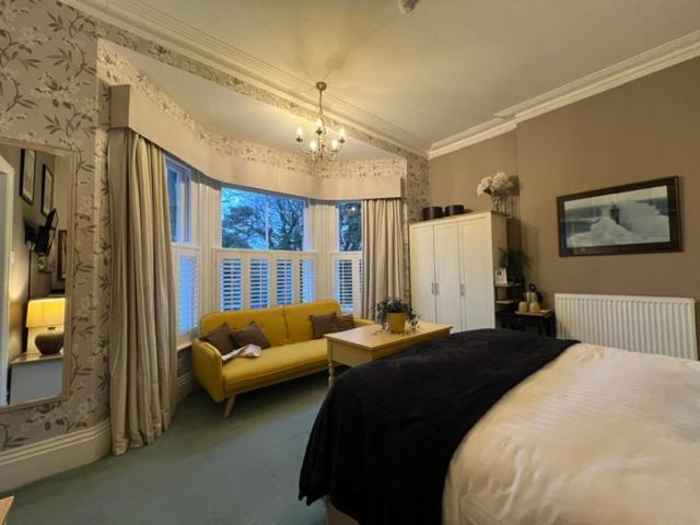 Foxhills of Shanklin - Housity