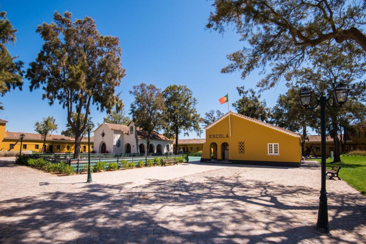 O edifício onde o hotel está situado