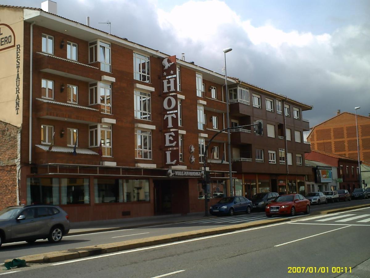 Hotel VillaPaloma - Housity