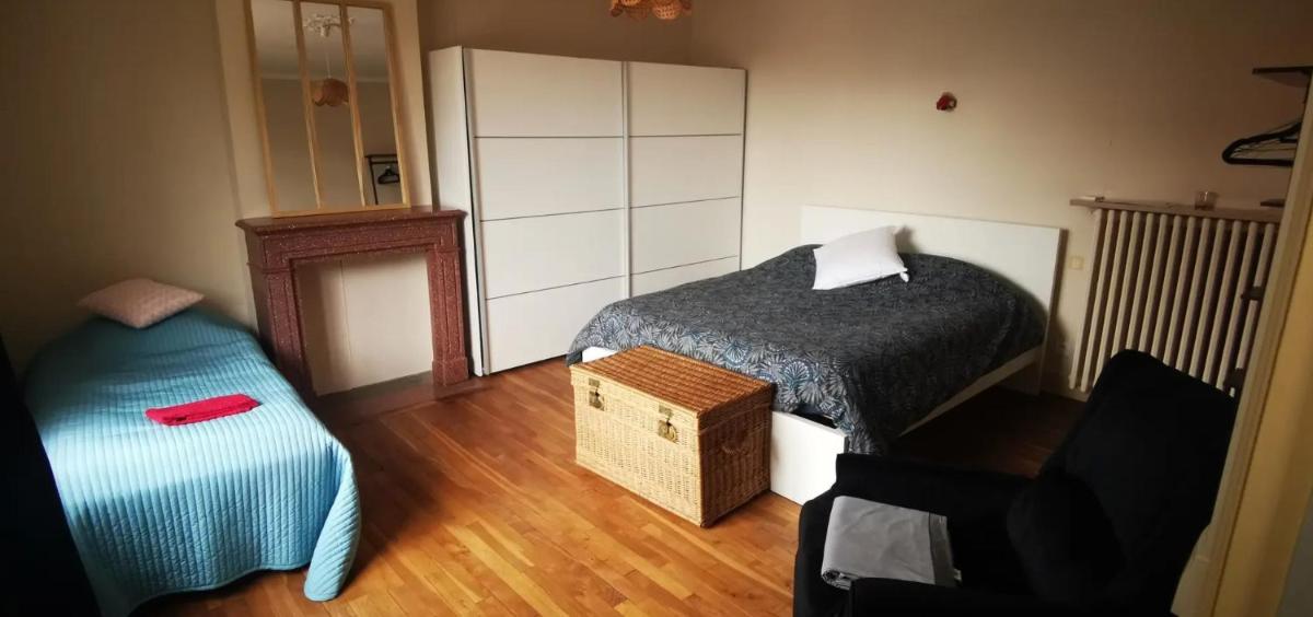 Chambre avec pension ou demi pension - Housity