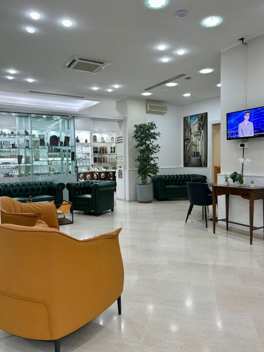 Hotel Pace - Housity