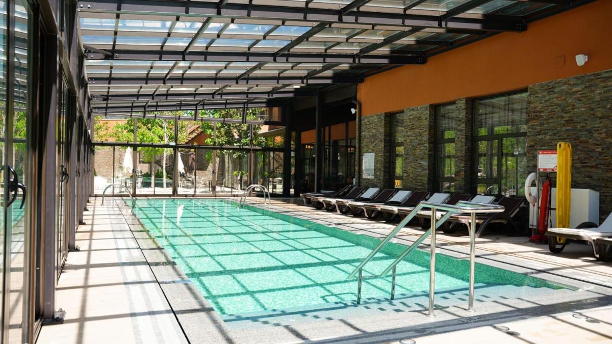 A piscina em ou perto de Vila Galé Collection Serra da Estrela