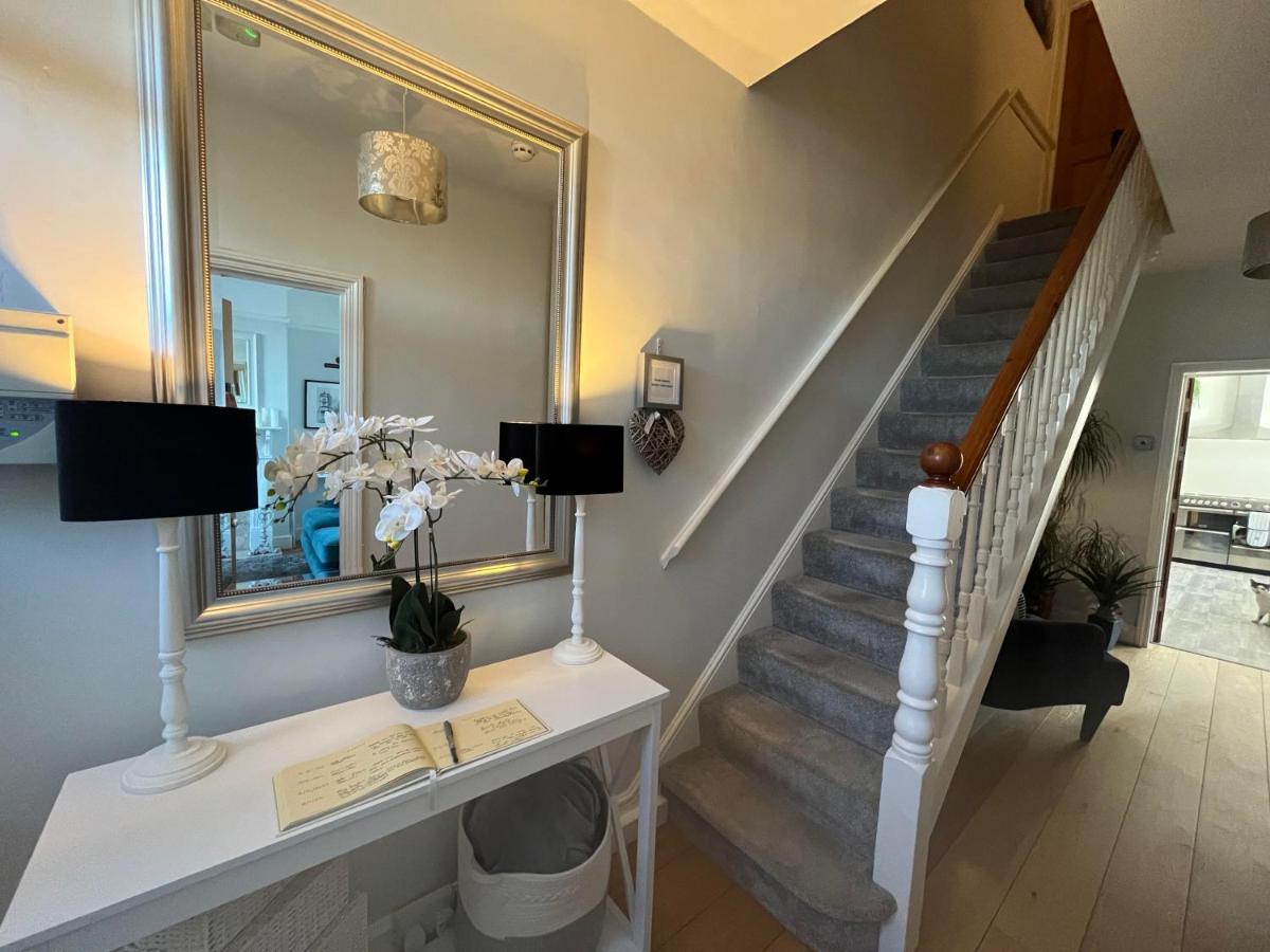 The Glastonbury Townhouse B&B - Housity