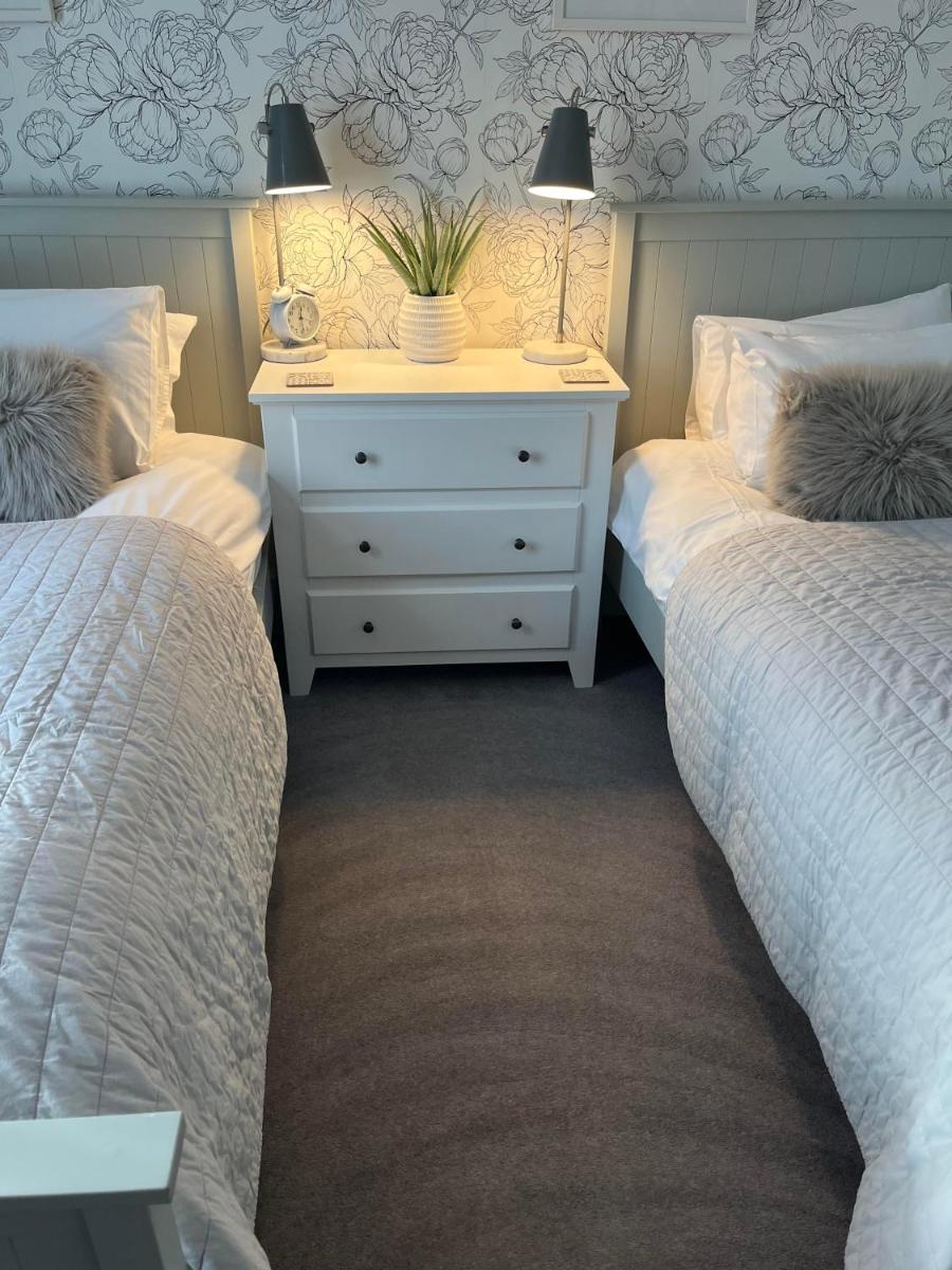 The Glastonbury Townhouse B&B - Housity