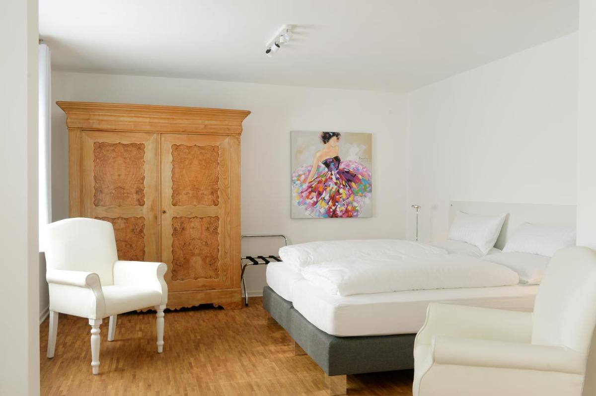 Bed & Breakfast Meerbusch - Housity