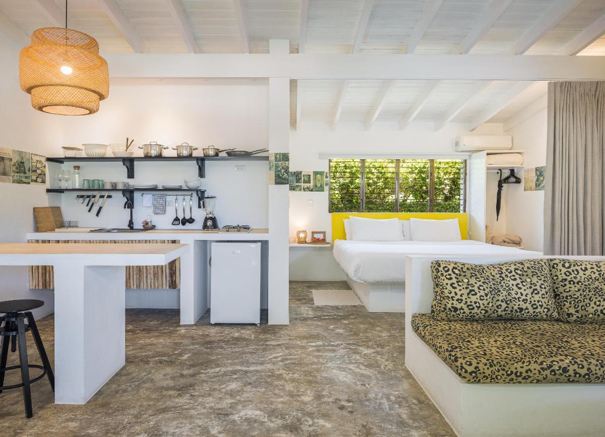 El Encuentro Surf Lodge - Housity