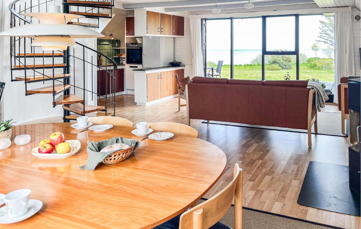 Amazing Home In Hadsund With Wifi - Housity