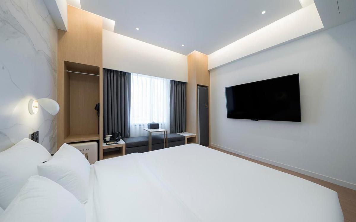 Browndot Hotel Mokpo Gotbawi - Housity