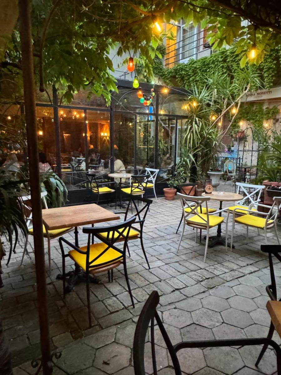 Bed and Breakfast "Caffe-caffe" - Housity